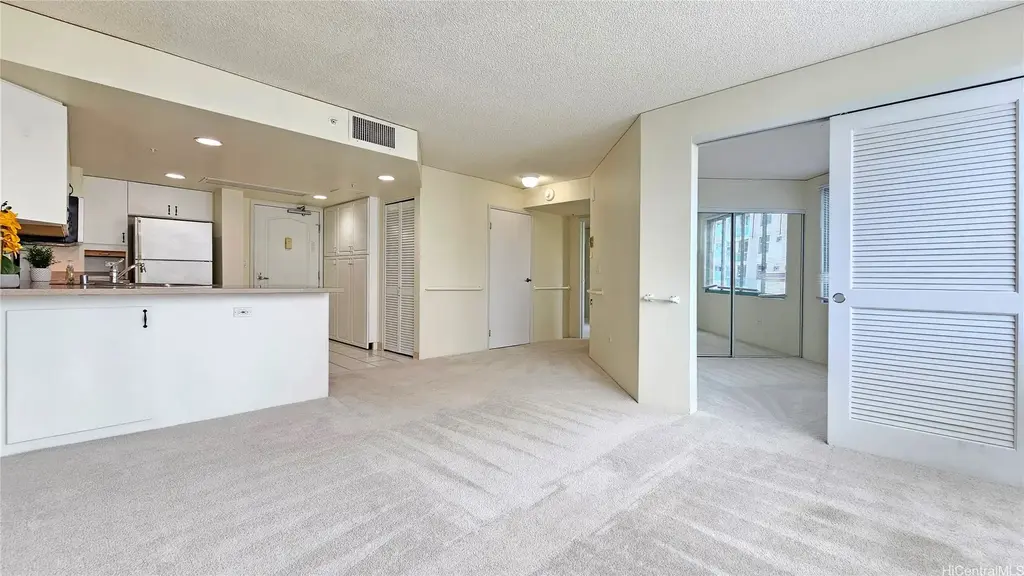 1314 Kalakaua Avenue # 506, Honolulu