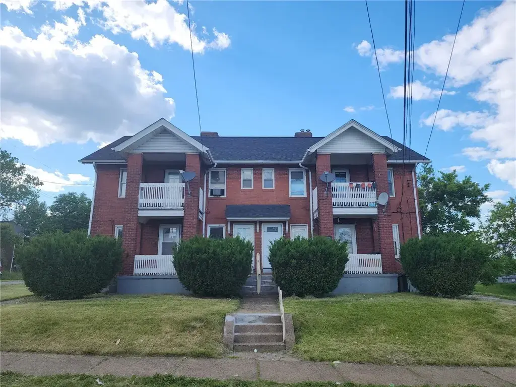 816-822 Crawford Avenue , Duquesne