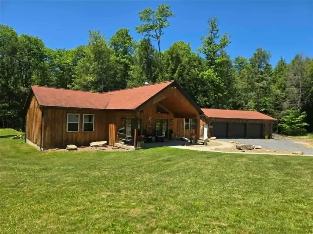 113 Elk Bugle Road , Benezette