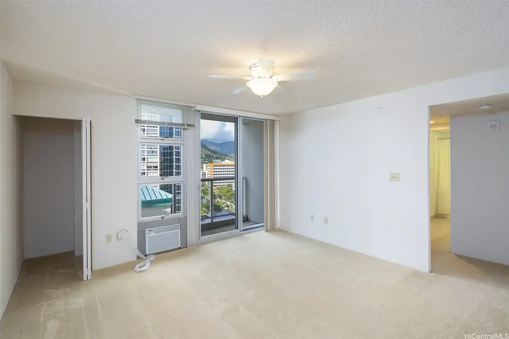 1315 Kalakaua Avenue # 1911, Honolulu