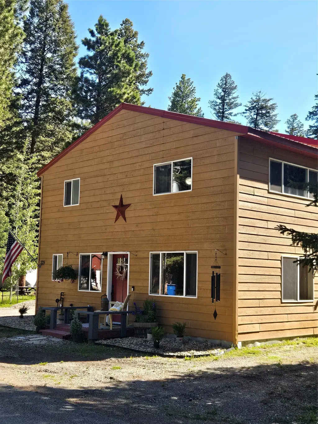 229 3rd Avenue, Lincoln