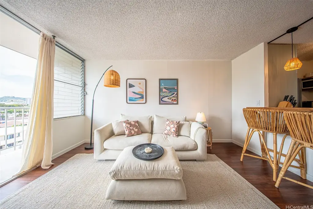 (unit #709) 1717 Citron Street, Honolulu