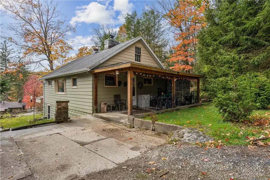 211 Ironwood Road , Jefferson