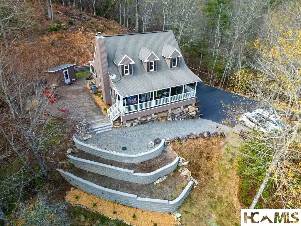 410 Forest Lake Road, Brevard