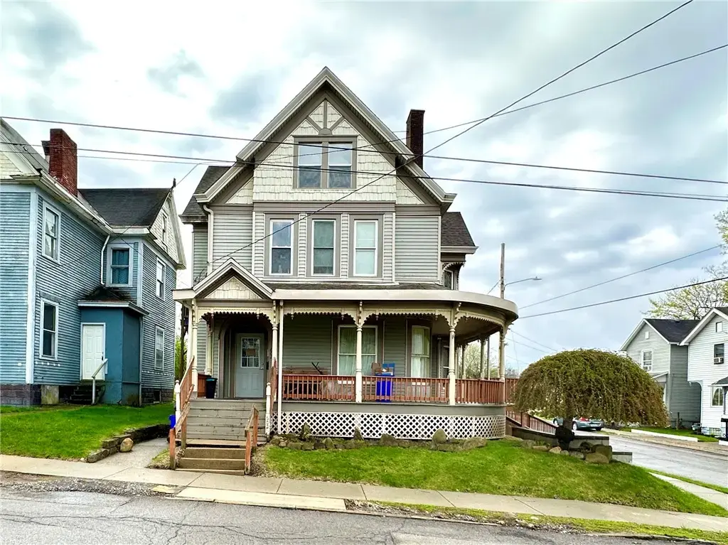 602 Court Street , New Castle