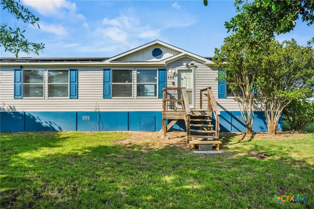 152 Hillside Drive, Troy