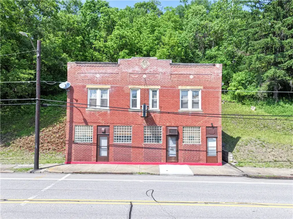 936 Broadway, Pitcairn