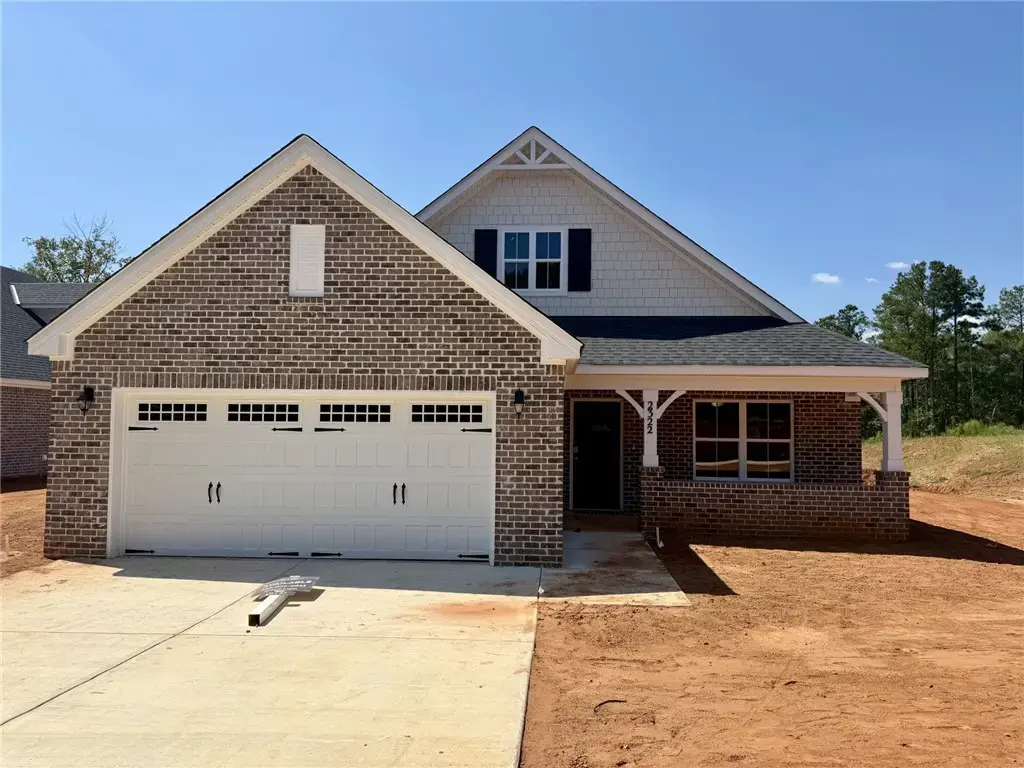 2322 Lake Shadow Ln, Opelika