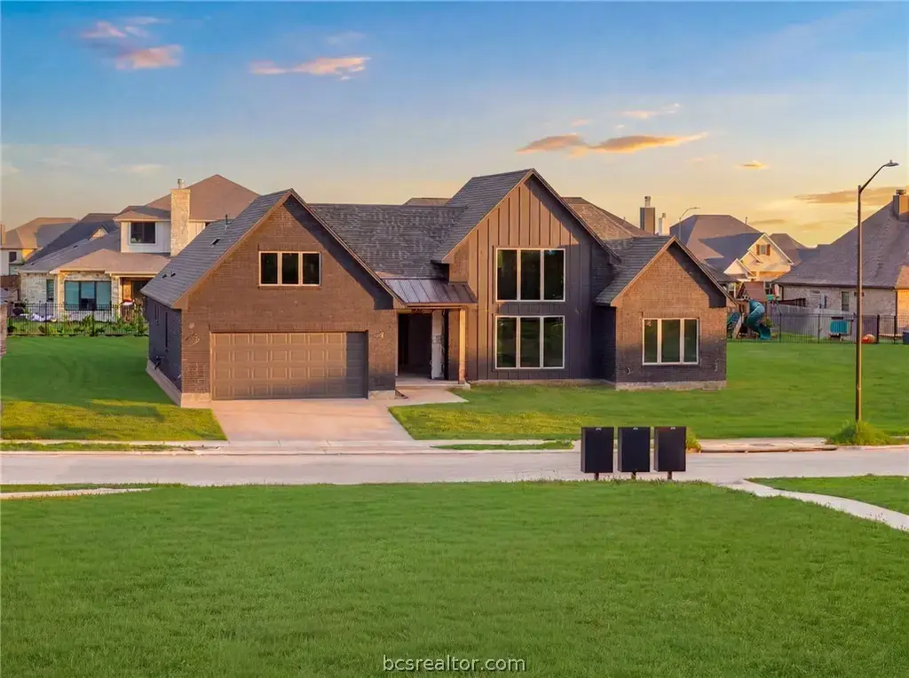 4743 Coral River Road, College Station
