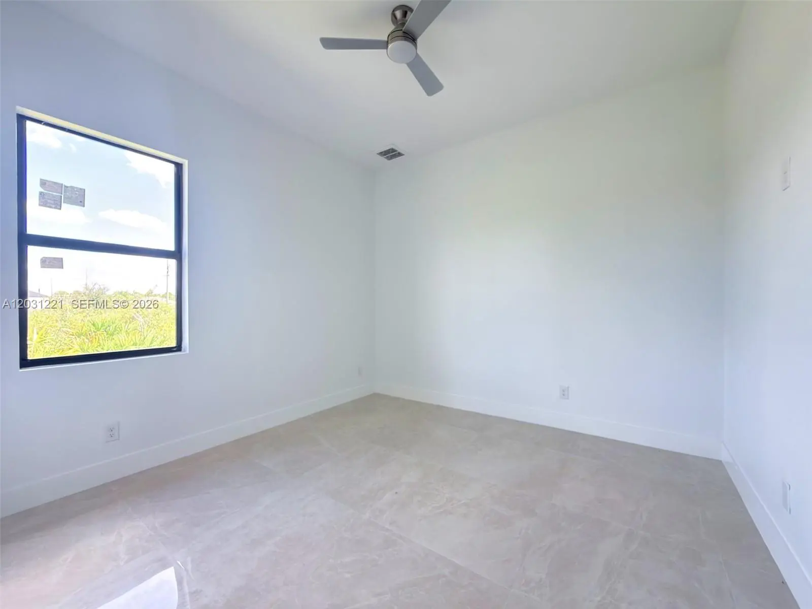 2 of 27 - 2610 20th W, , FL