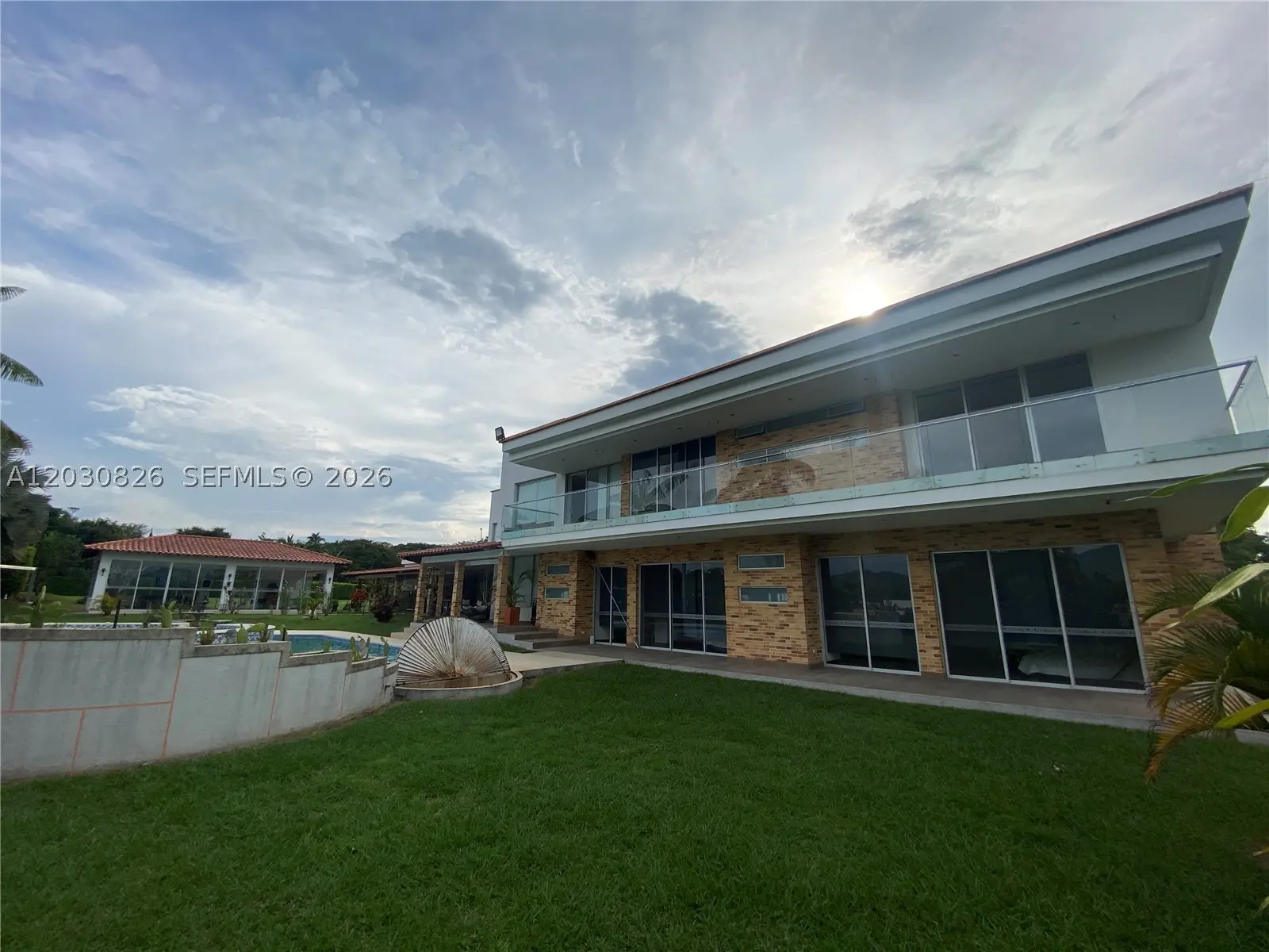 2 of 75 - Sector Pavas Malabar Sector Pavas Malabar Conjunto Chambery Casa 11, , 