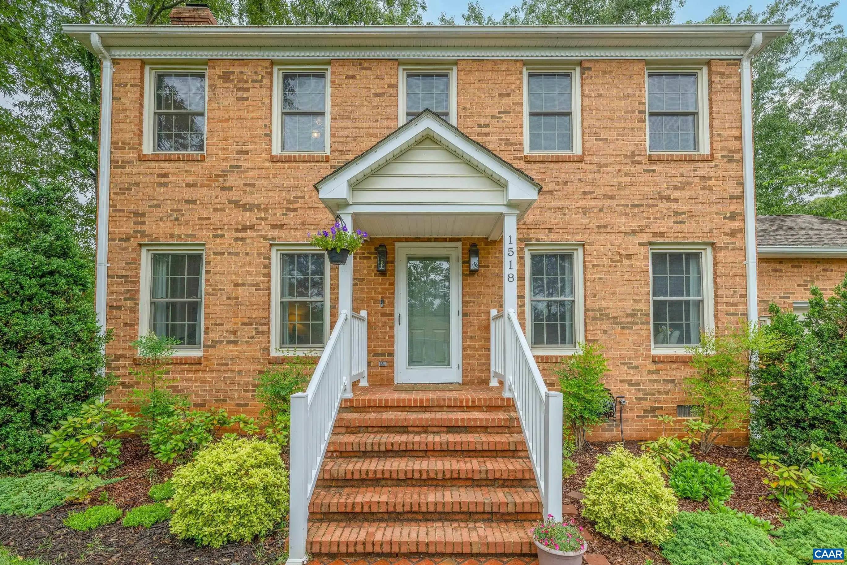 1518 Old Brook Rd, Charlottesville