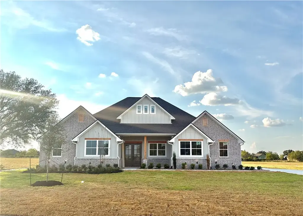 6923 Ellehue Lane, Bryan