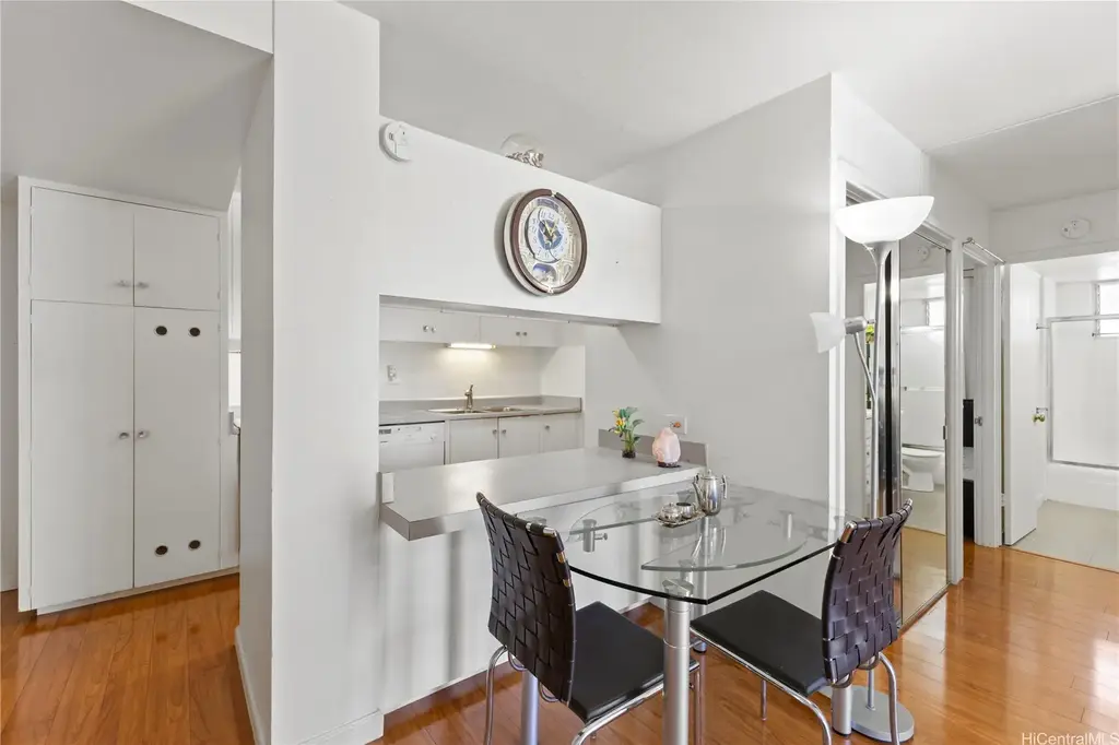 (unit #1207) 1610 Kanunu Street, Honolulu