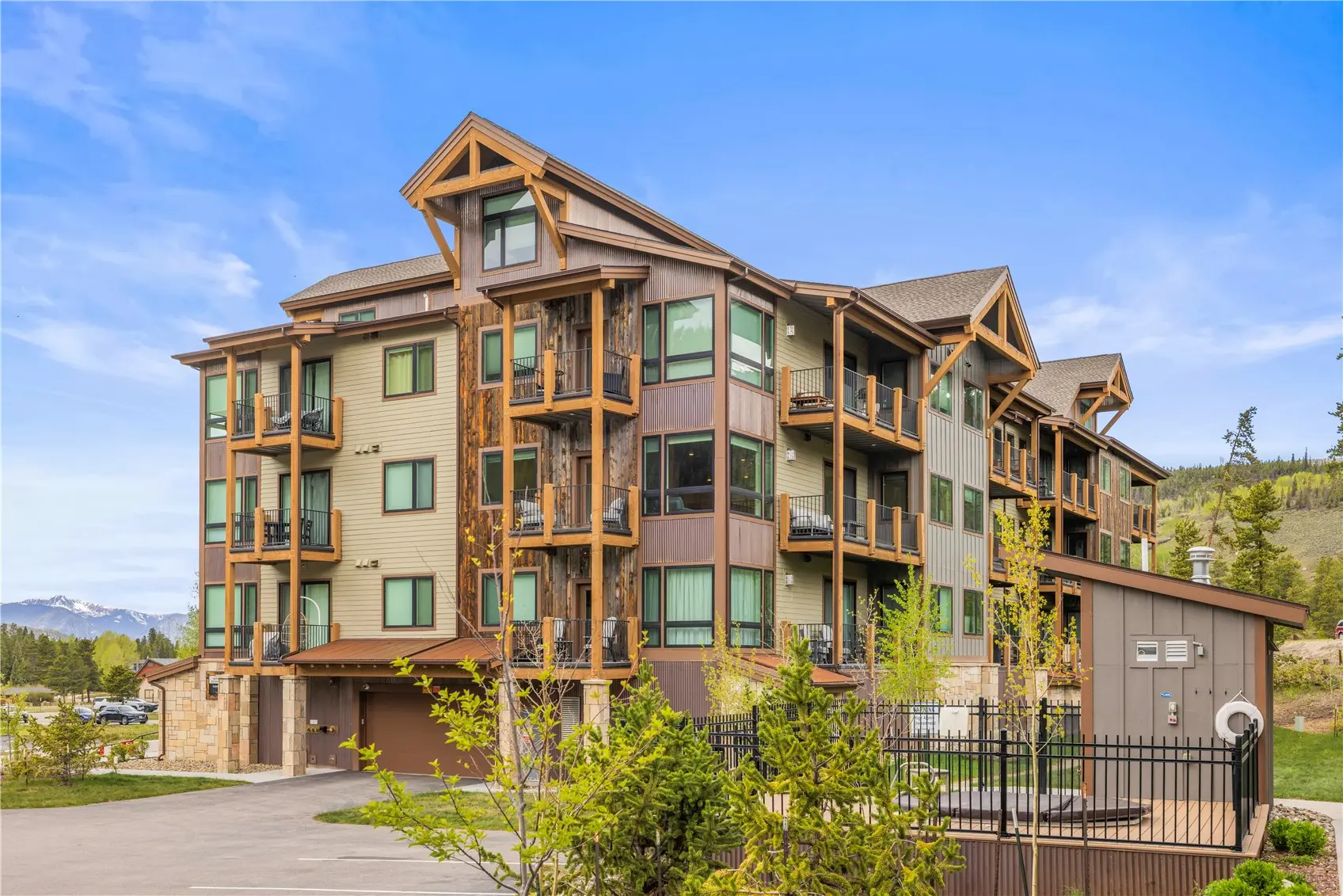 23 Clearwater Way 201, Keystone