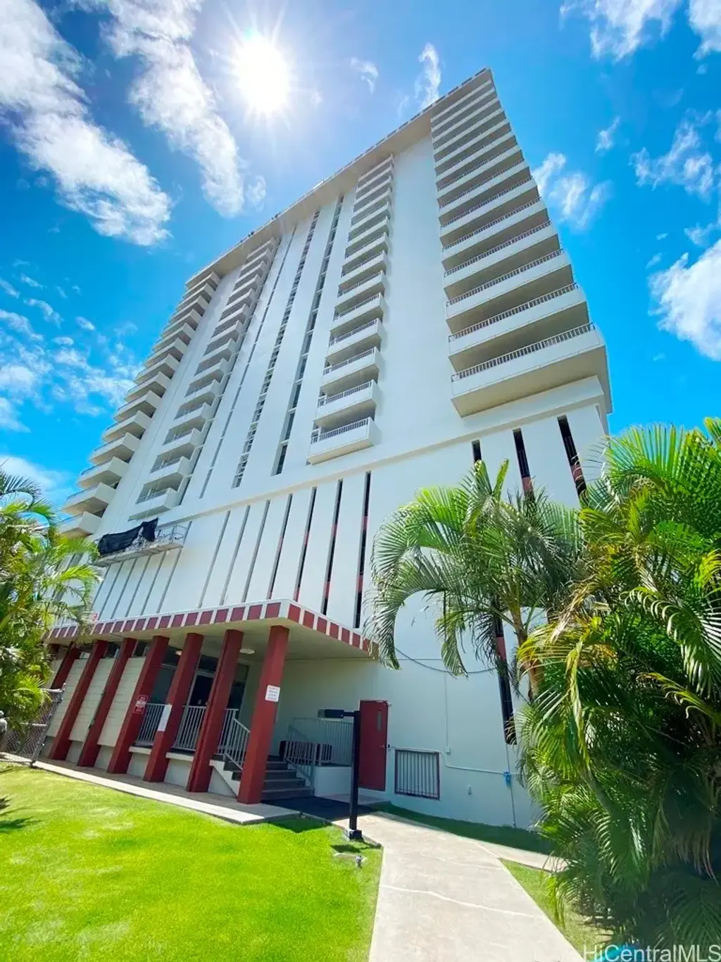 796 Isenberg Street # 14c, Honolulu