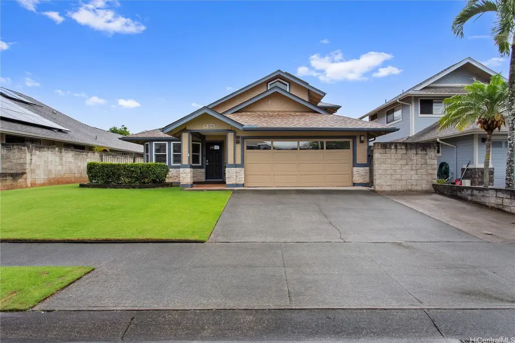 95-1042 Kowa Street, Mililani