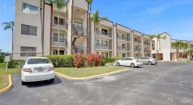 3 of 17 - N/A, Tamarac, FL