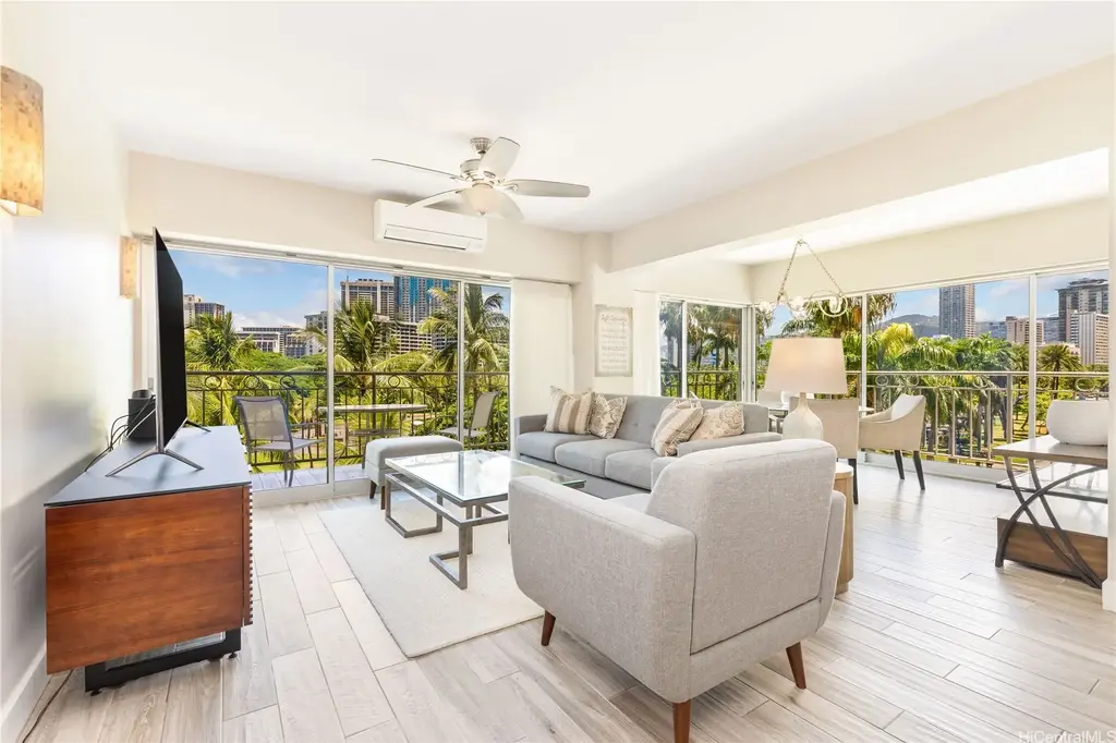 (unit #418) 2161 Kalia Road, Honolulu