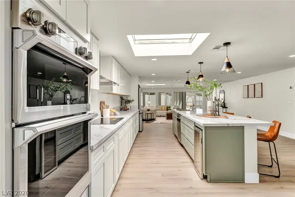 9130 Belcastro Street, Las Vegas