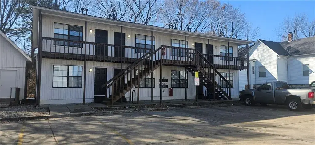 632 N Whitham Avenue 9, Fayetteville