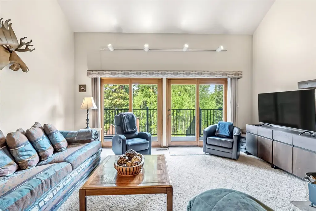 10500 Ryan Gulch Road J-104, Silverthorne