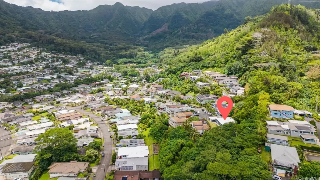 3296 Pinaoula Street, Honolulu