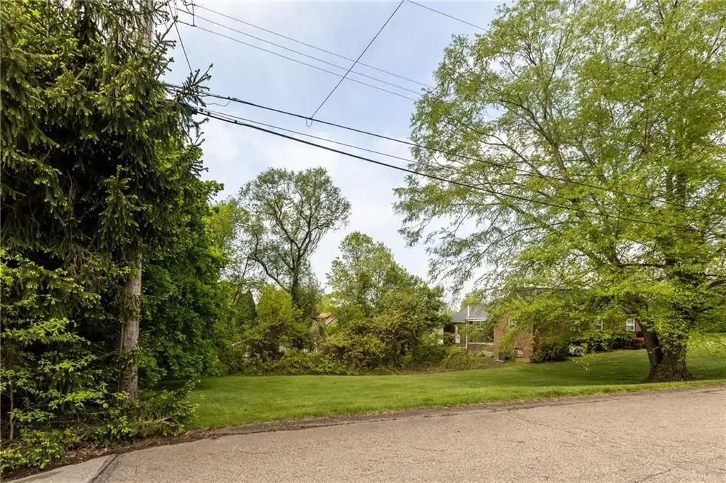 307 Baker Drive, Hopewell