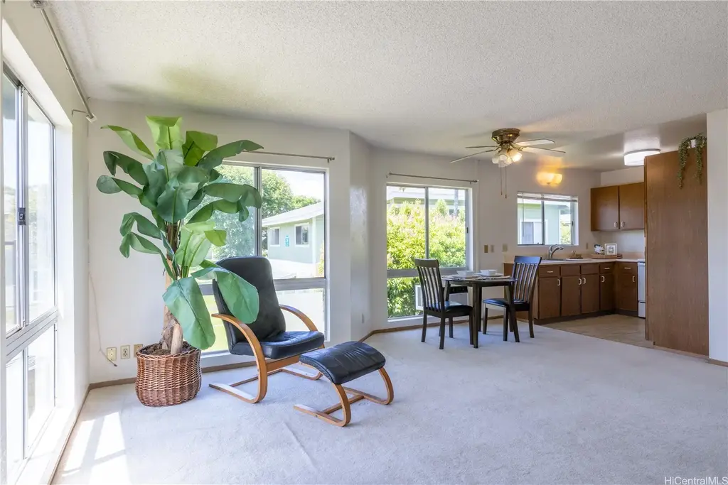 94-763 Meheula Parkway # 23c, Mililani