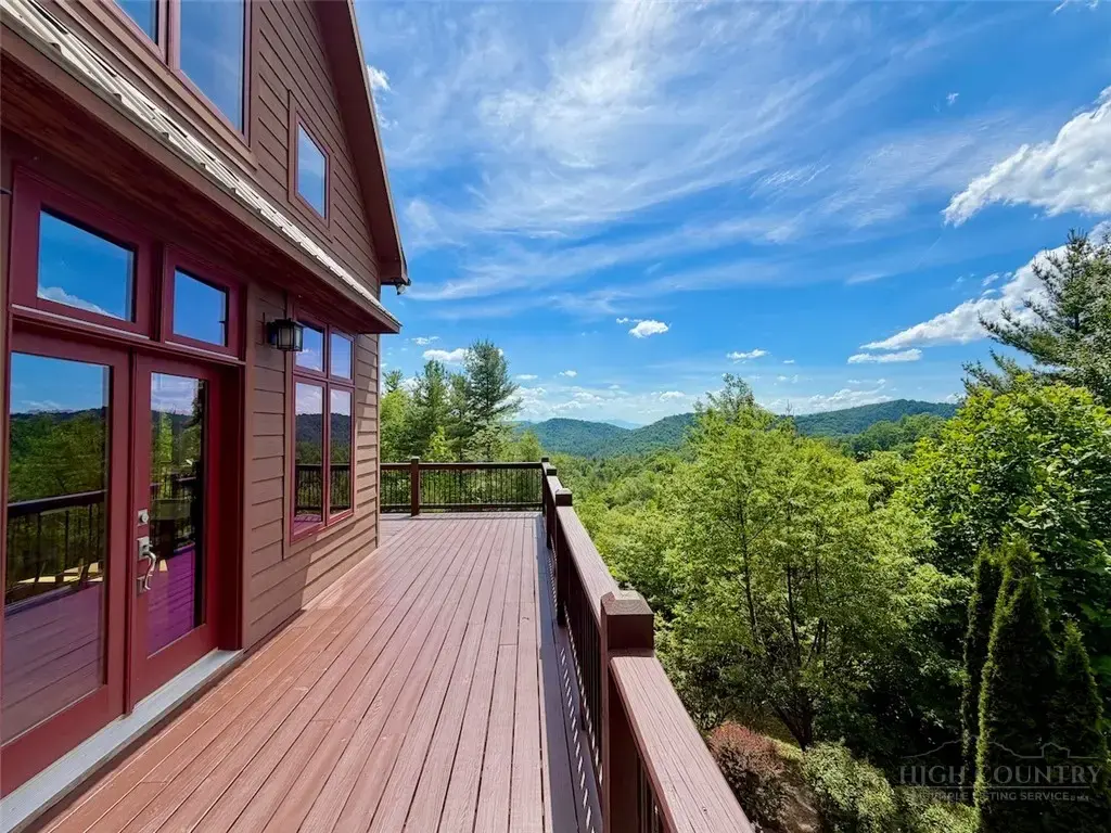 6365 Julius Drive, Newland