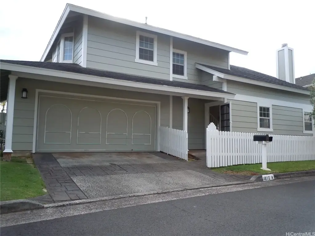 98-1810 Kaahumanu Street # 9, Pearl City