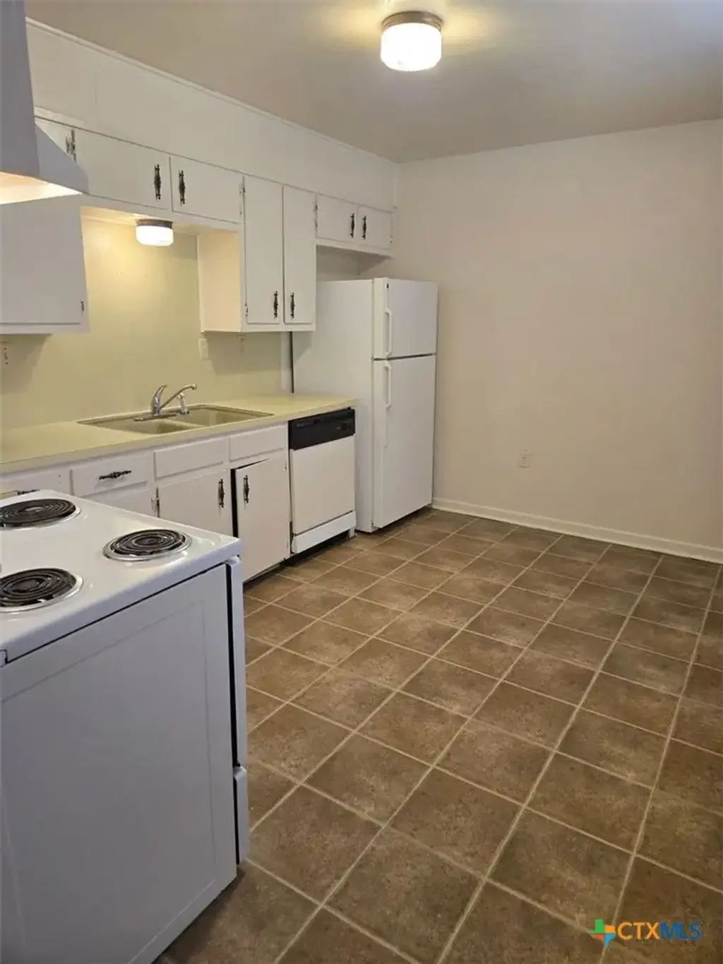 307 Sunset Ln Lane 10, Copperas Cove
