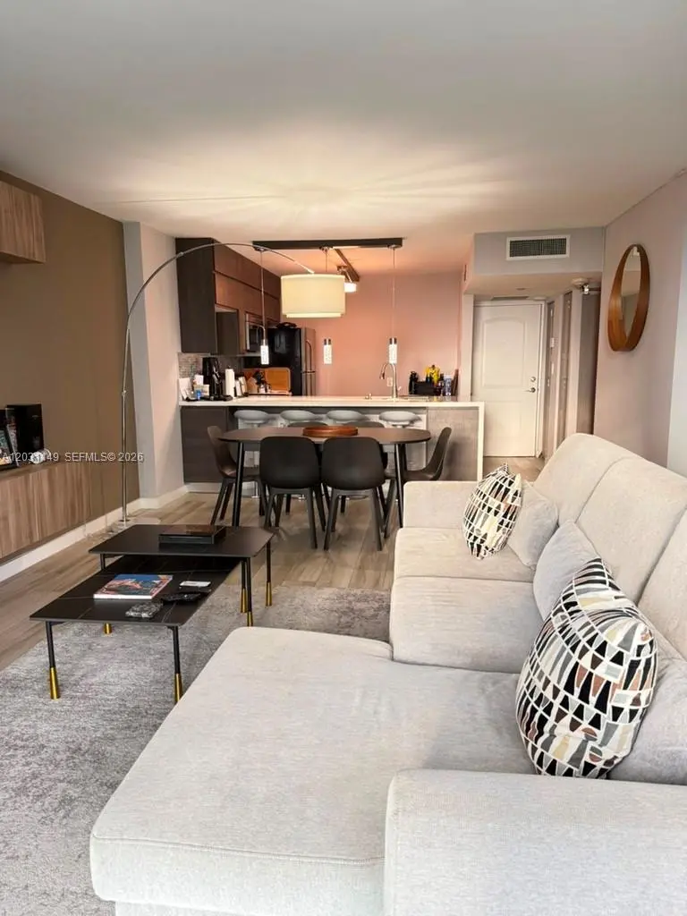 4 of 24 - 100 Bayview Drive #912, Sunny Isles Beach, FL