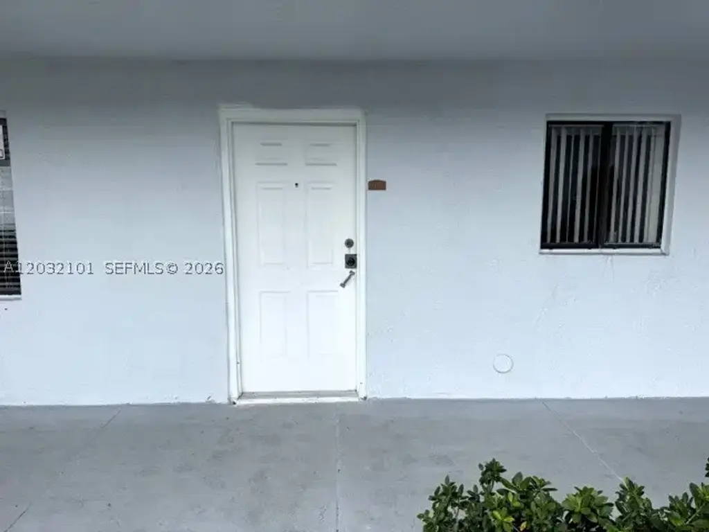 6011 W 24th Ave A-103, Hialeah