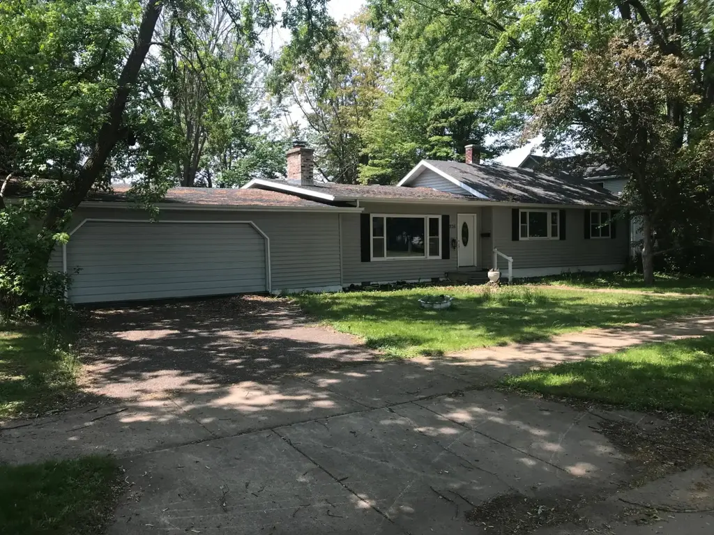 236 Argyle Ave, Phillips