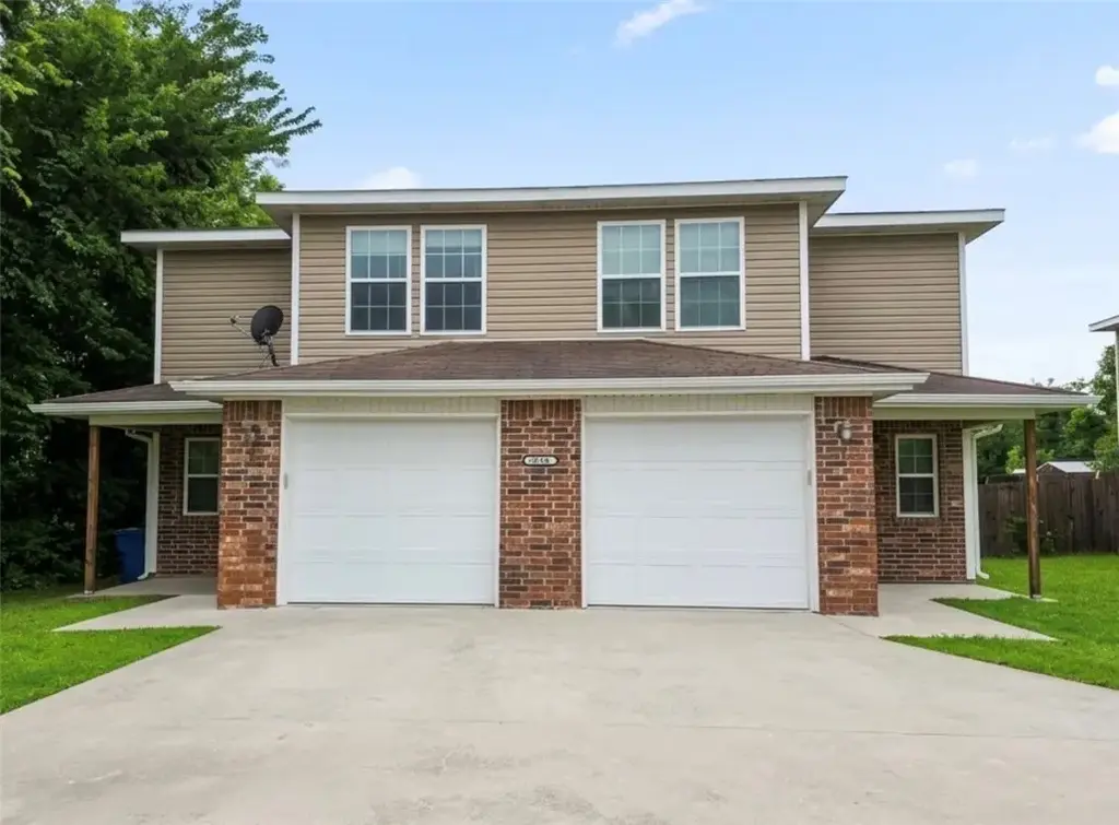6204 Sw Chickadee Street, Bentonville