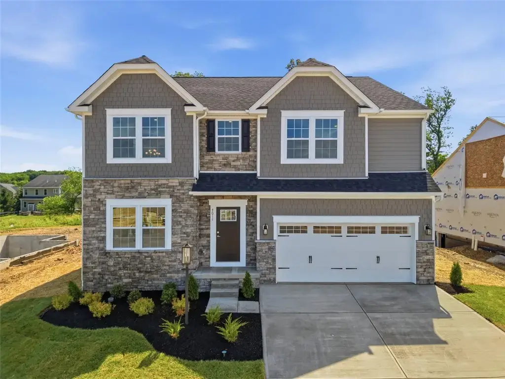 7011 Jones Lane, Adams
