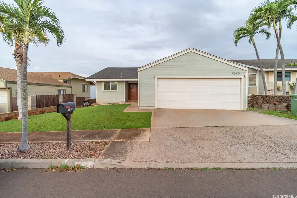 92-924 Panana Street, Kapolei