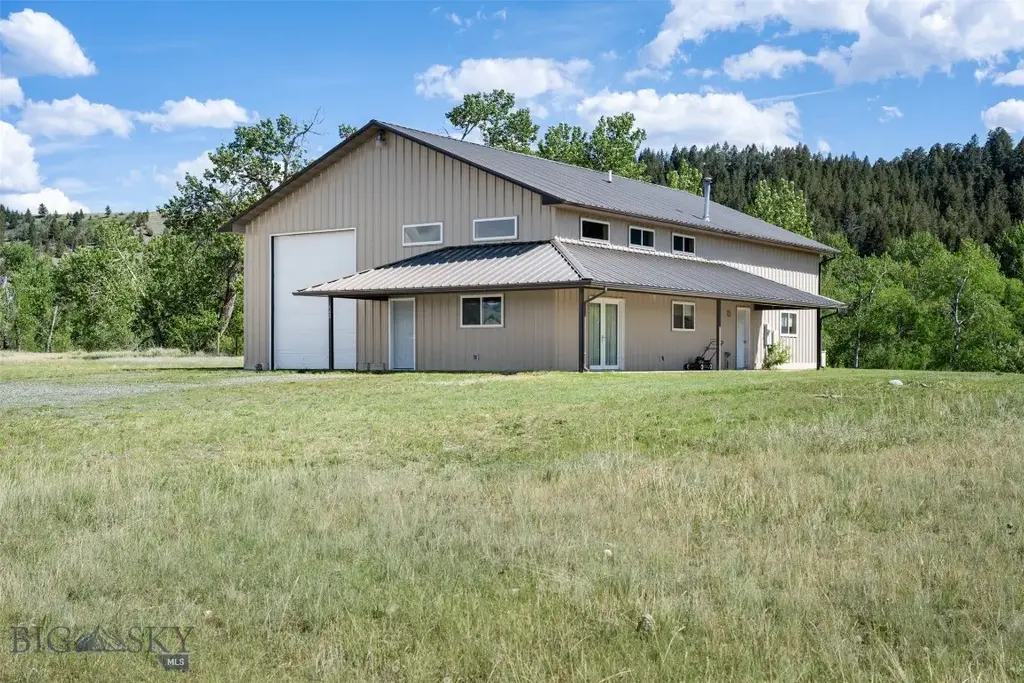 642 Deer Haven Drive, Deer Lodge
