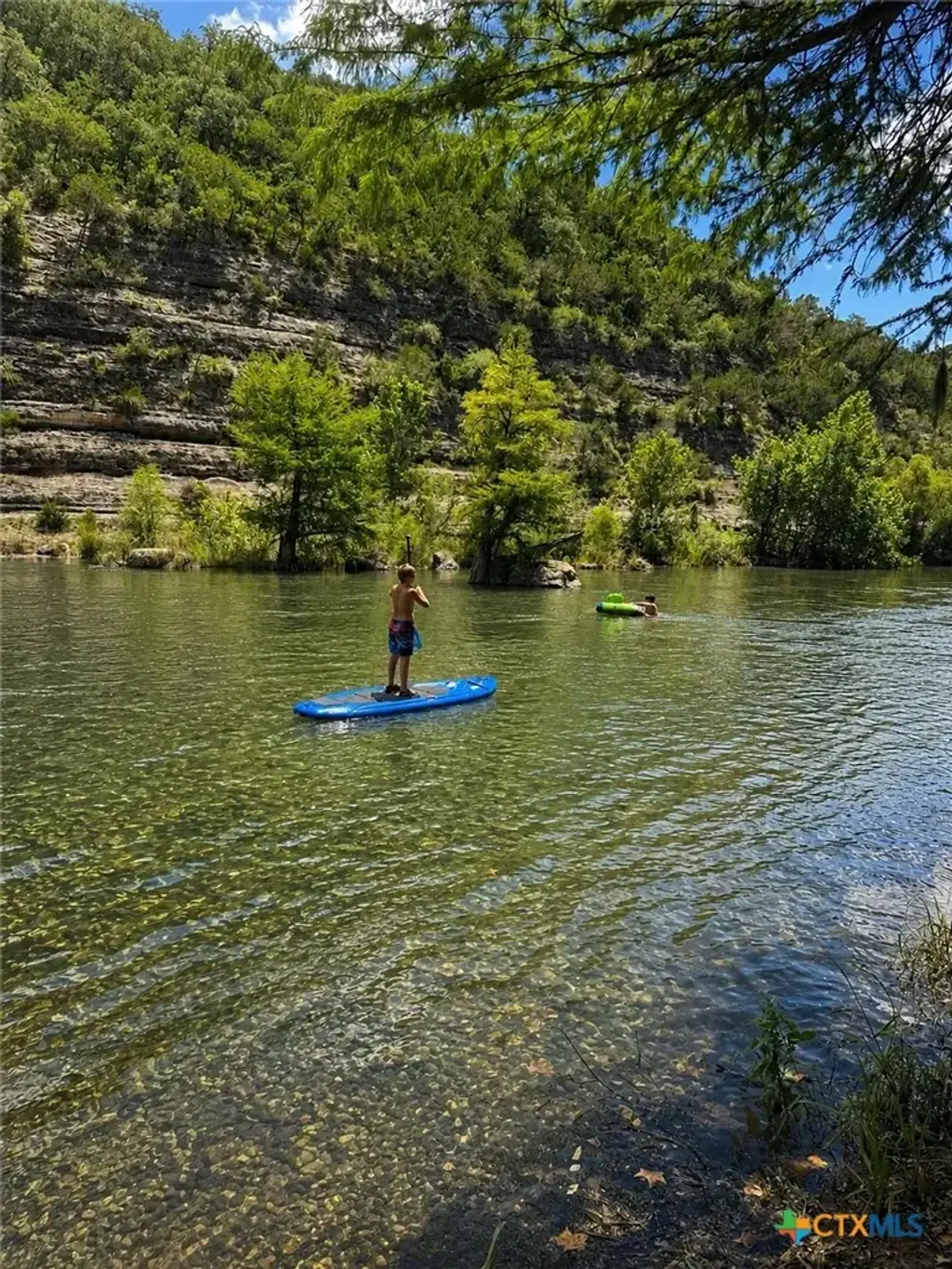 8400 River Road, New Braunfels