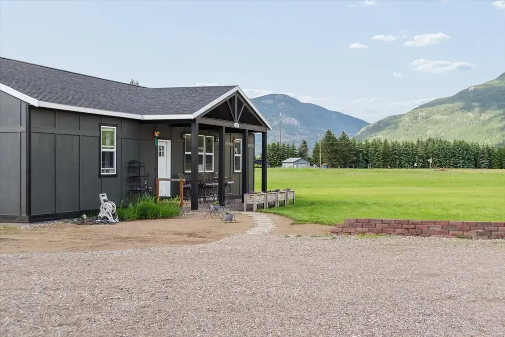 117 Bad Rock Drive, Columbia Falls