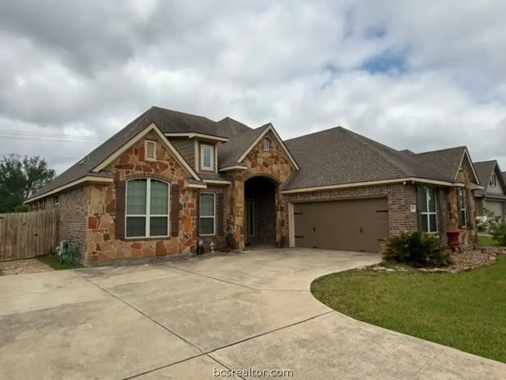3464 Lockett Hall Circle, Bryan
