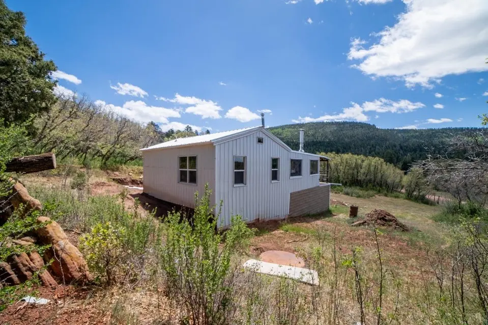 108 Mesa Vista, Cuba