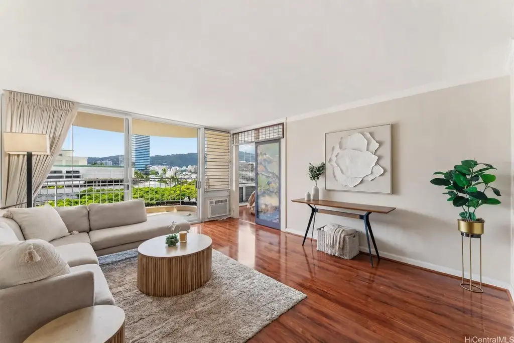 1717 Ala Wai Boulevard # 804, Honolulu
