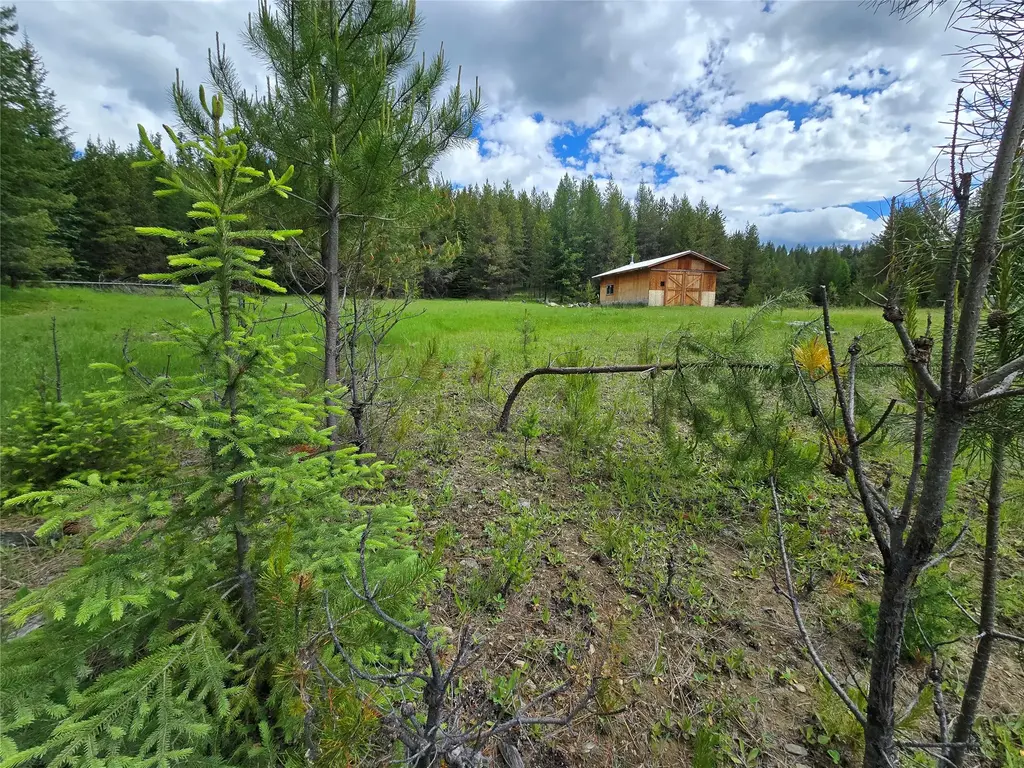 28341 Yaak River Road, Troy
