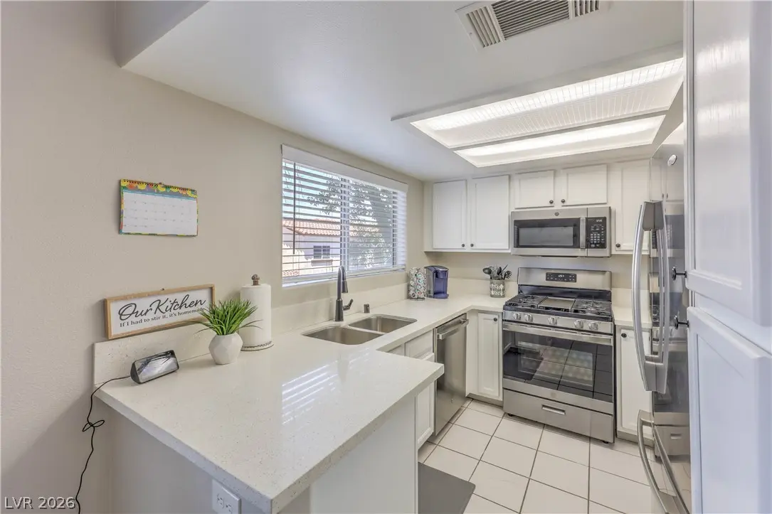 2975 Bluegrass Lane 1423, Henderson