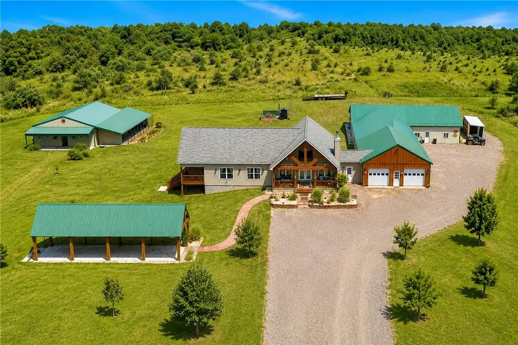 5164 Lincoln Highway , Quemahoning