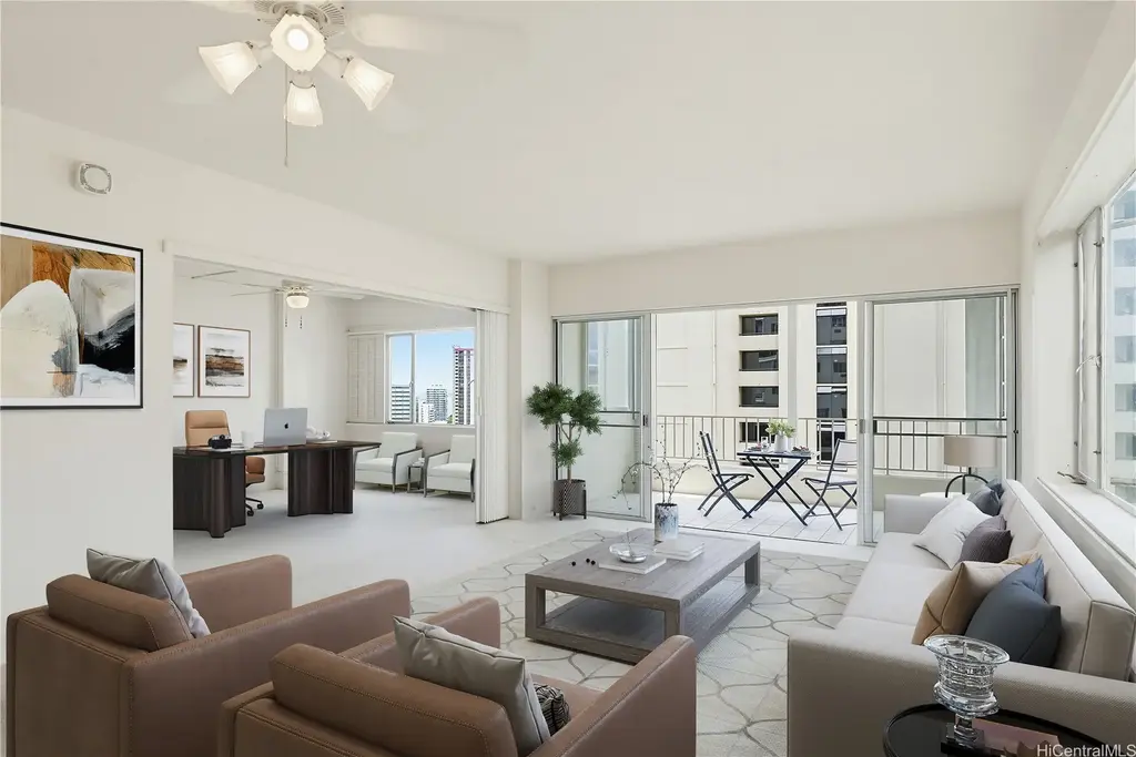 1001 Wilder Avenue # 301, Honolulu