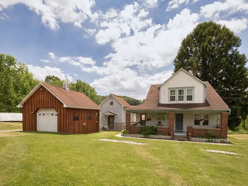 386 Fanker Road, Jackson