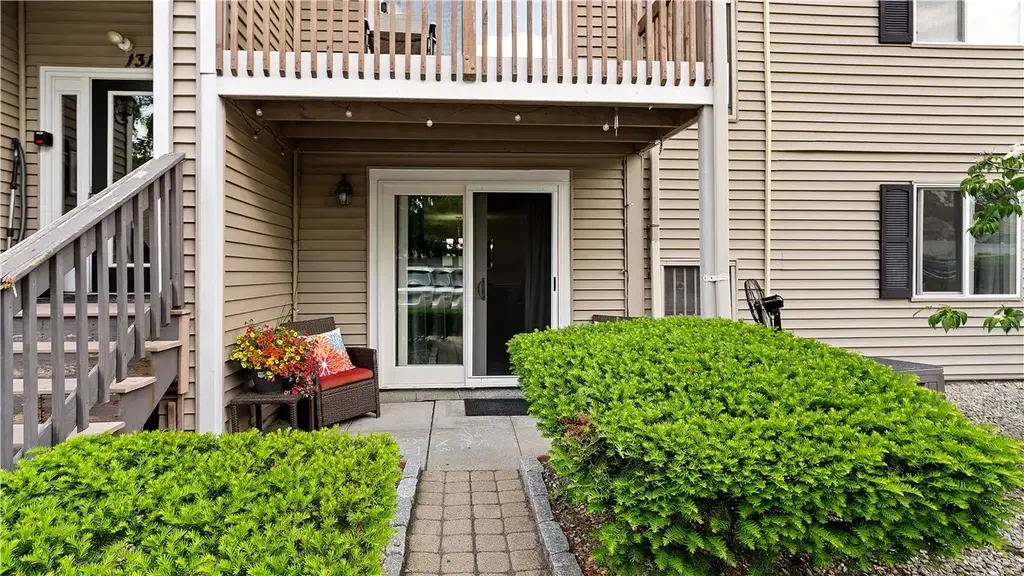 131 Fordson Ave # 4, Cranston